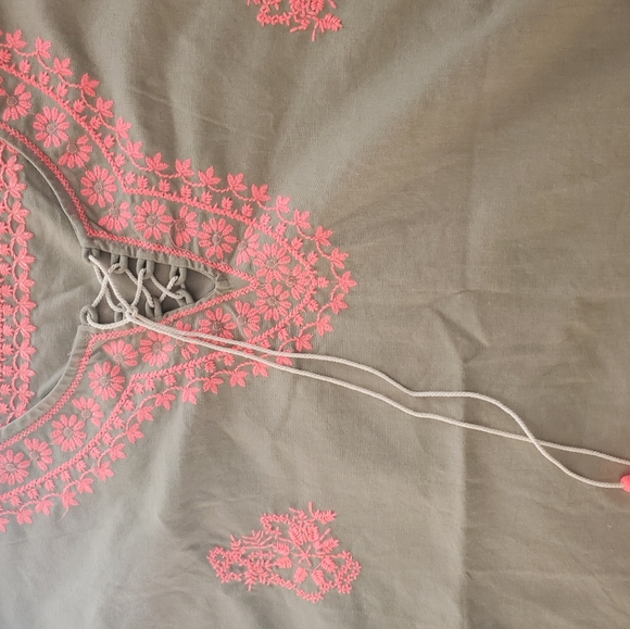 NWOT Freeway Embroidered Linen Tunic with Fringe Sleeves - Picture 3 of 5